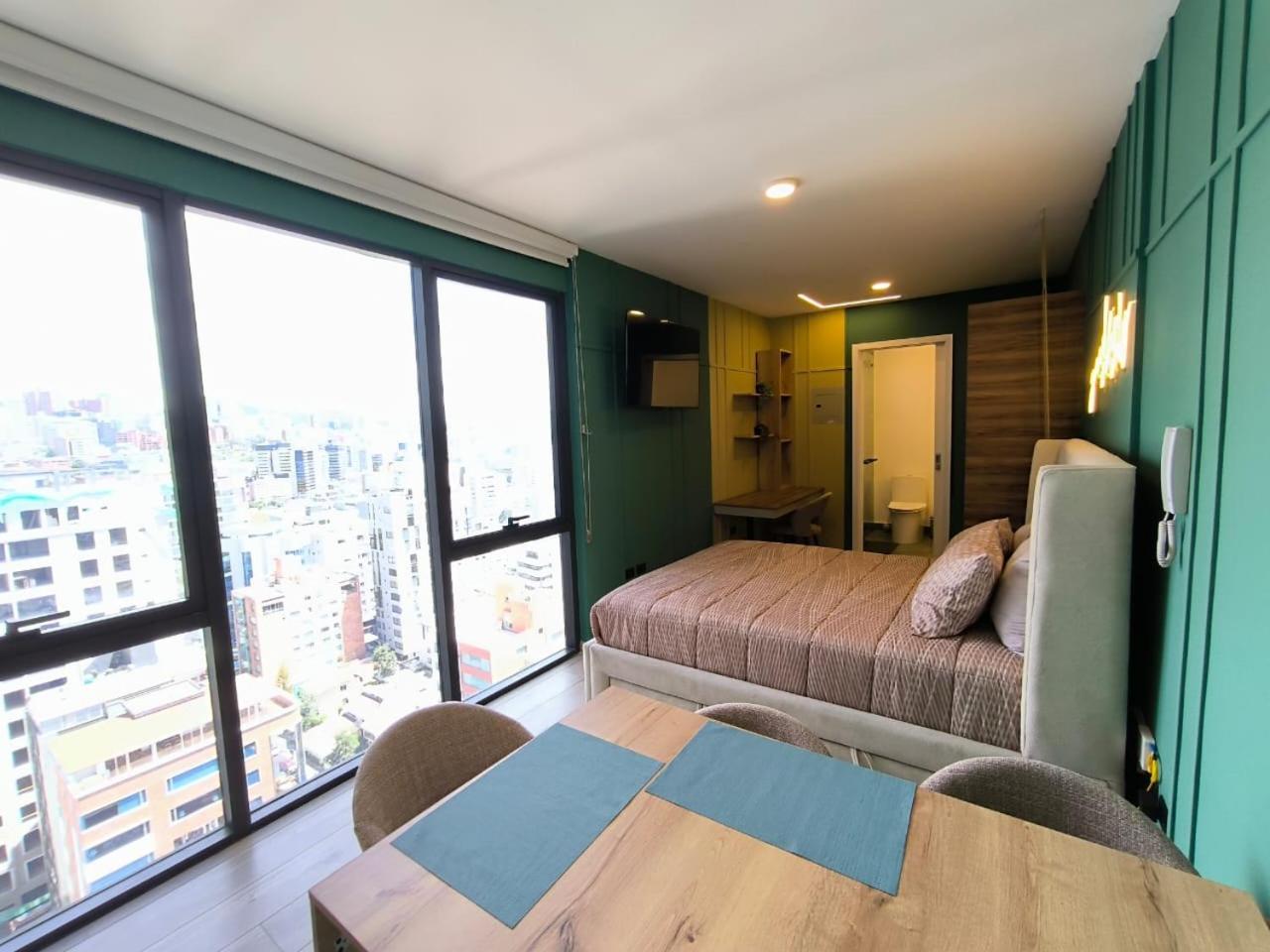 Republica Del Salvador Coliving Ecuador Xoe Apartment Quito Exterior photo